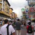 Thanon Khao San:<BR />A bustling backpackers destination